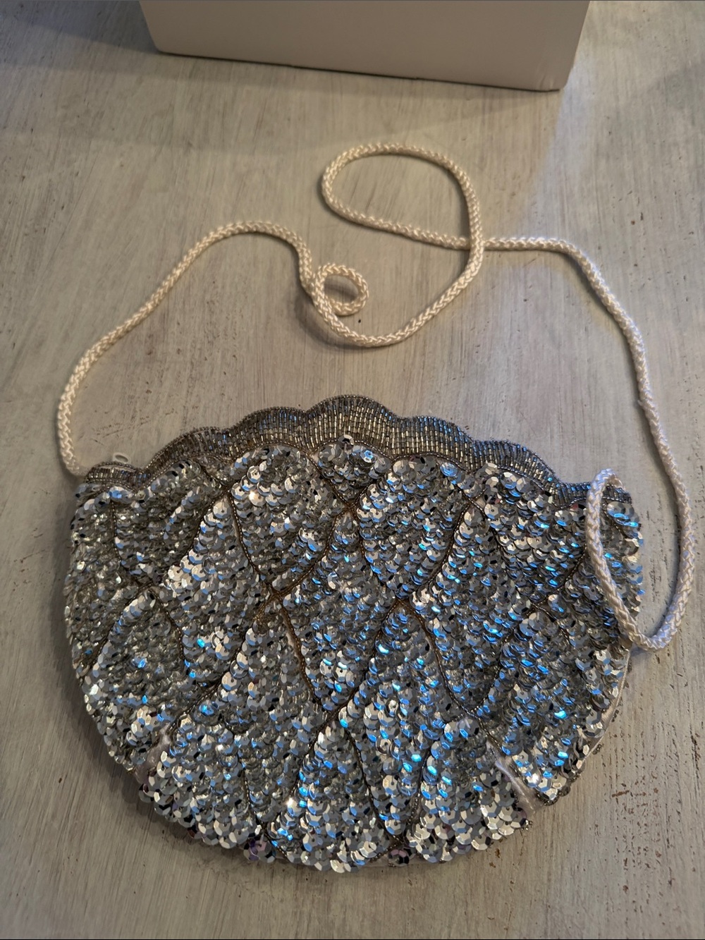 La Regale Silver Sequin Scalloped Evening Wristlet